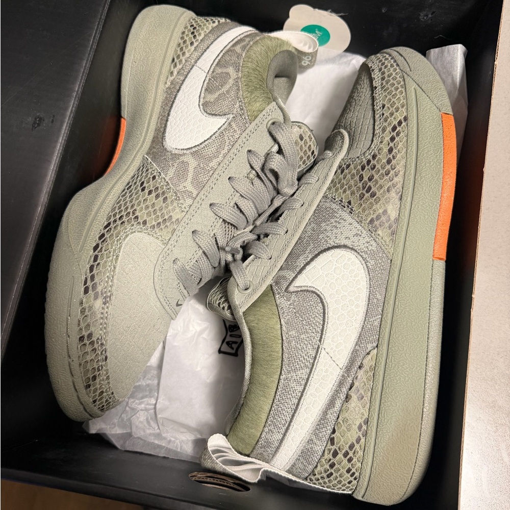 nike book 1 hike